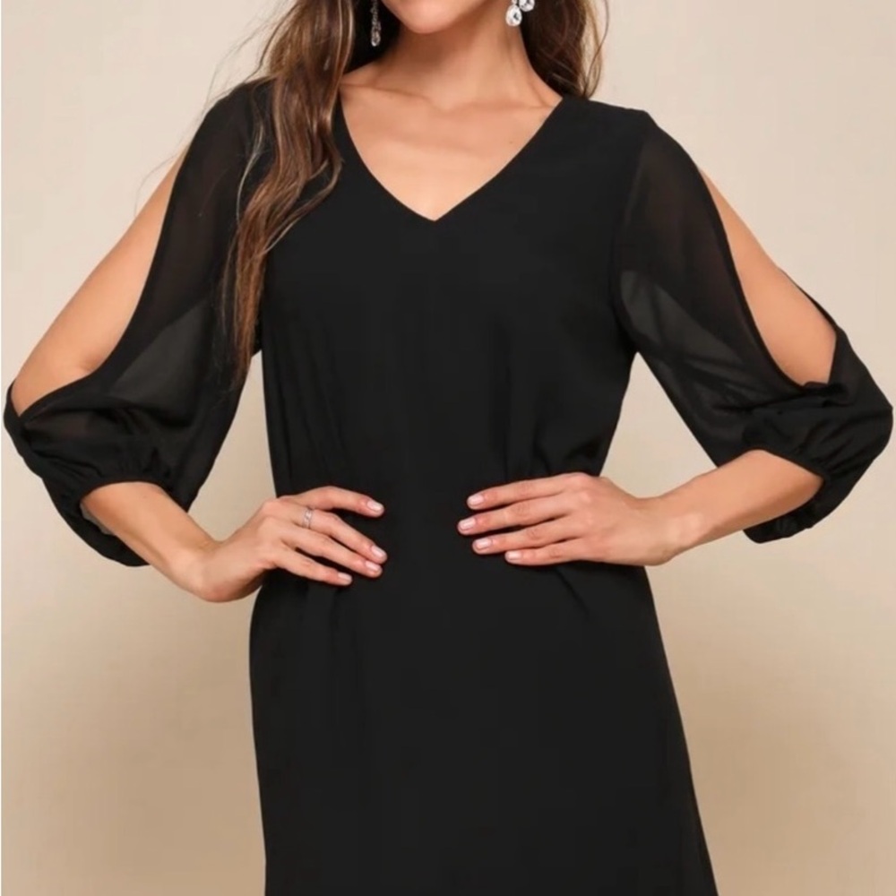Elegant Black Shift Dress